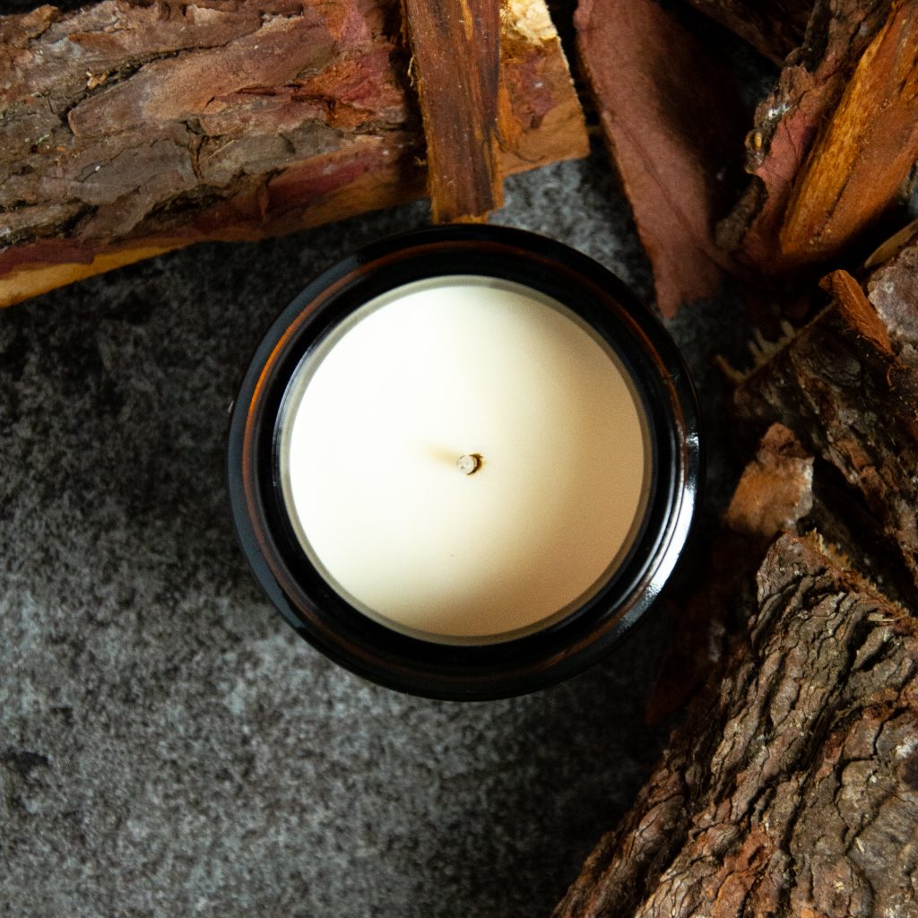 sandalwood aromatherapy candle